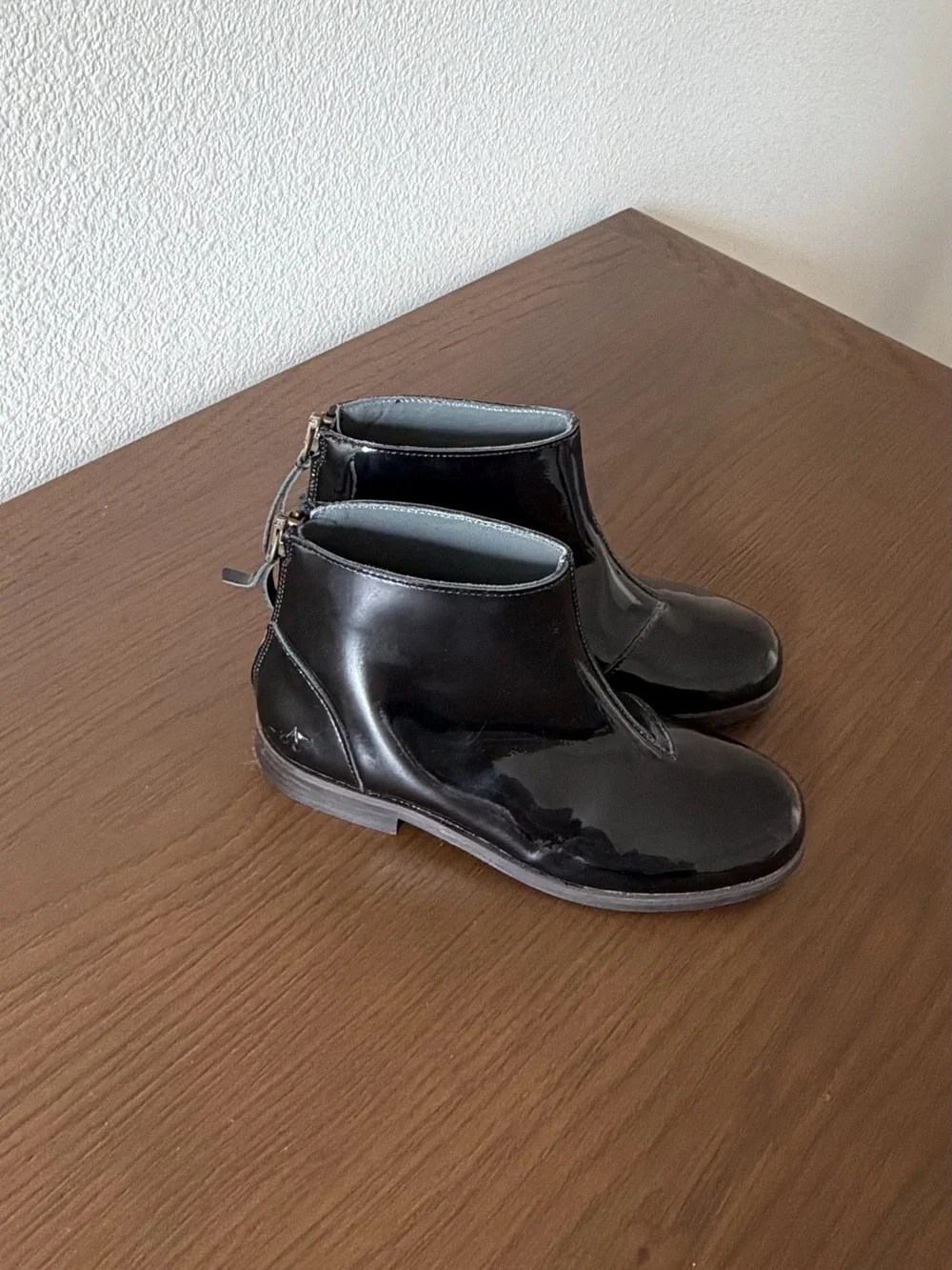 Bonpoint Giara leather ankle boots
